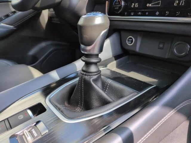 Nissan Qashqai Premiere Edition Panorama Klima ACC Navi Kamera LE