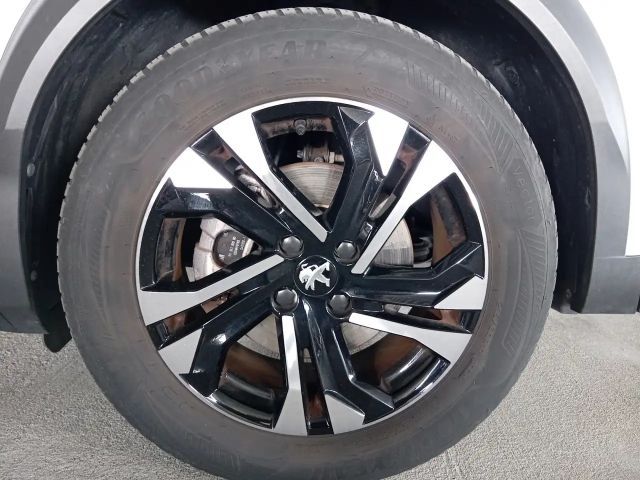 Peugeot E-2008 Allure Pack