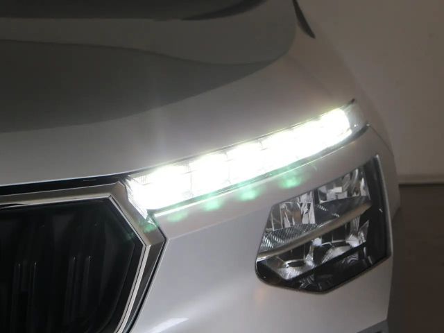 Skoda Kamiq Essence TSI