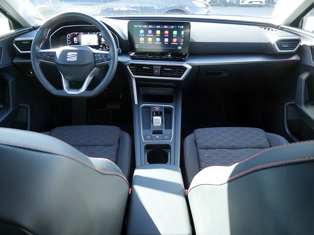 Seat Leon 1.5 eTSI FR-lijn Sportstourer