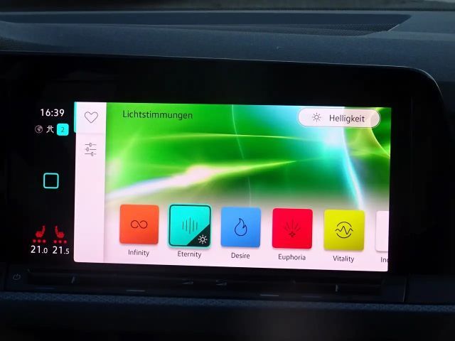 Volkswagen Golf 1.5 TSI