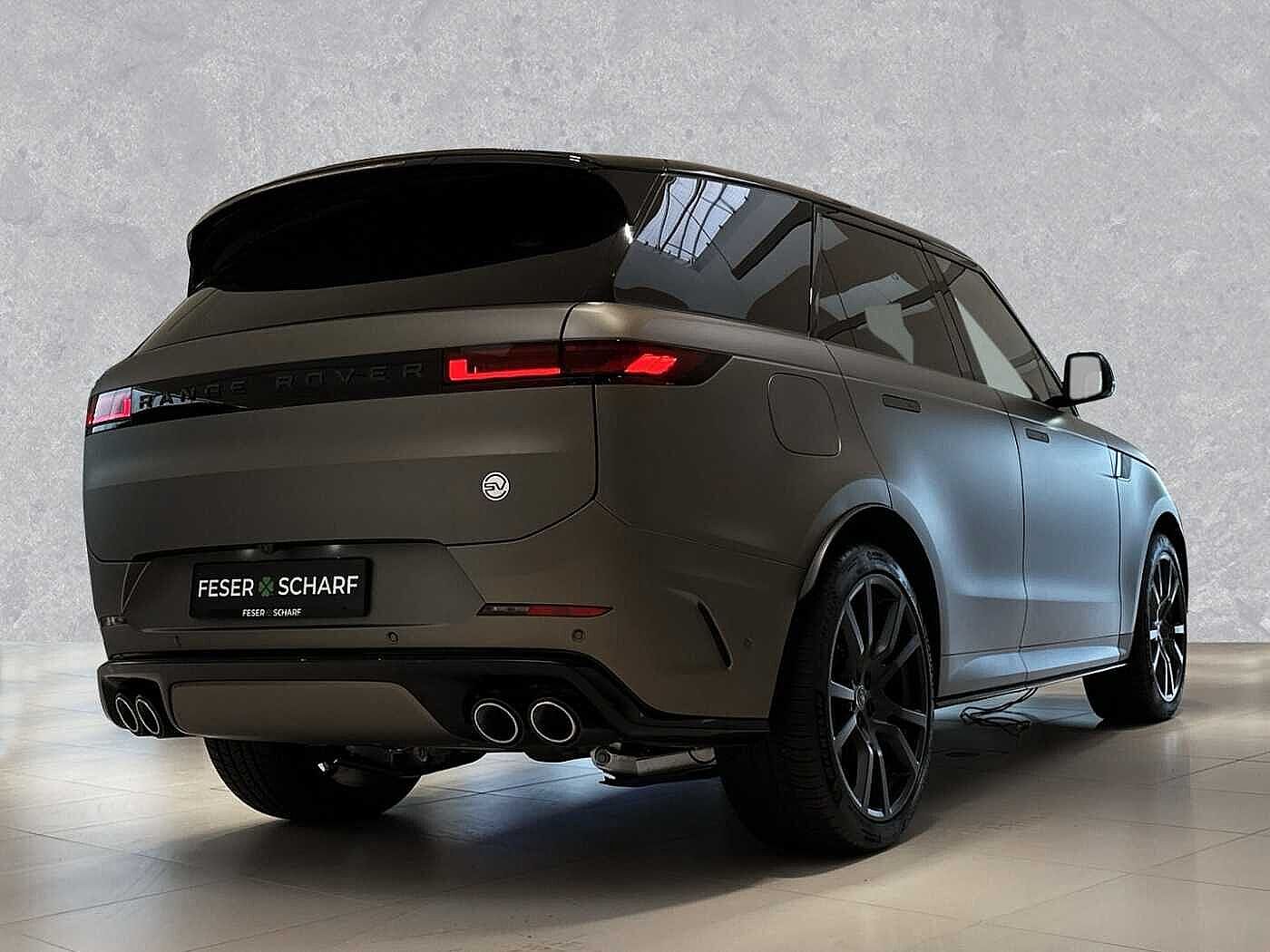 Land Rover Range Rover Sport P635 SV+