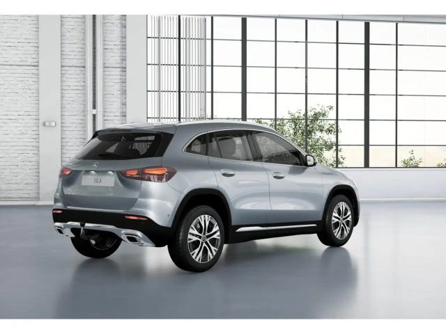 Mercedes-Benz GLA 200 Progressive