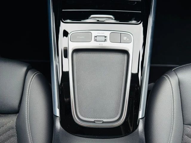 Mercedes-Benz B 200 Progressive Sedan