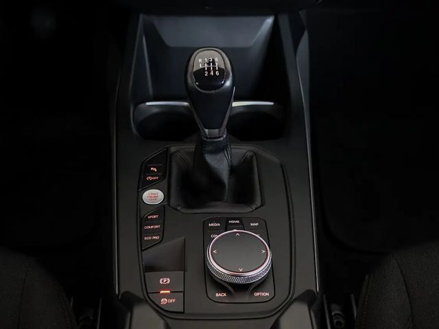 BMW 118 118d Advantage pakket Sedan