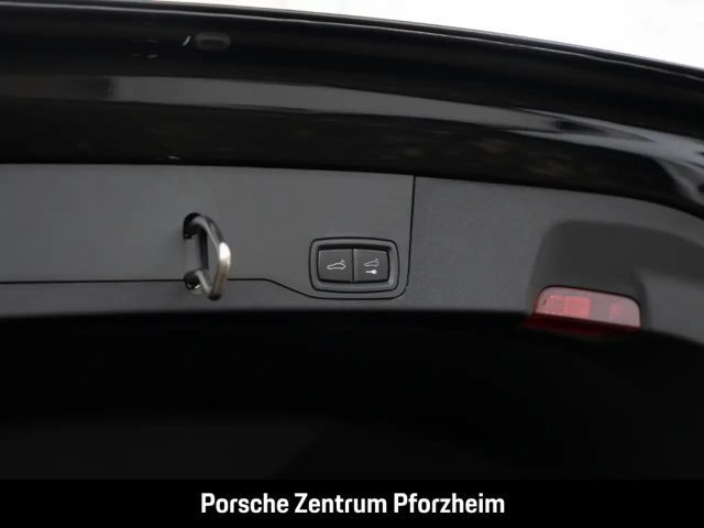 Porsche Taycan Black Edition Sport Turismo