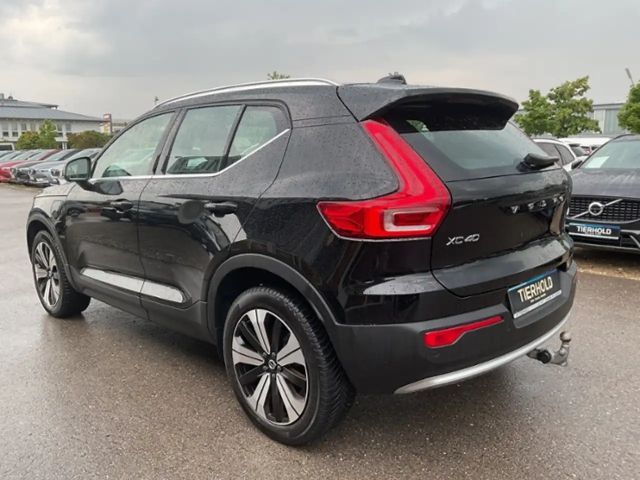 Volvo XC40 Core T4