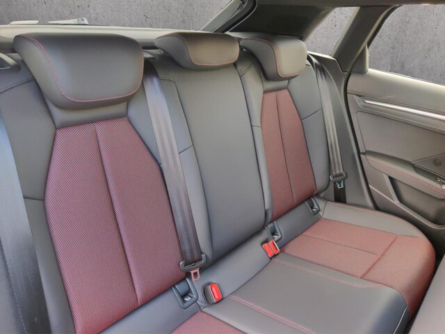 Audi A3 35 TFSI S-Line S-Tronic Sportback