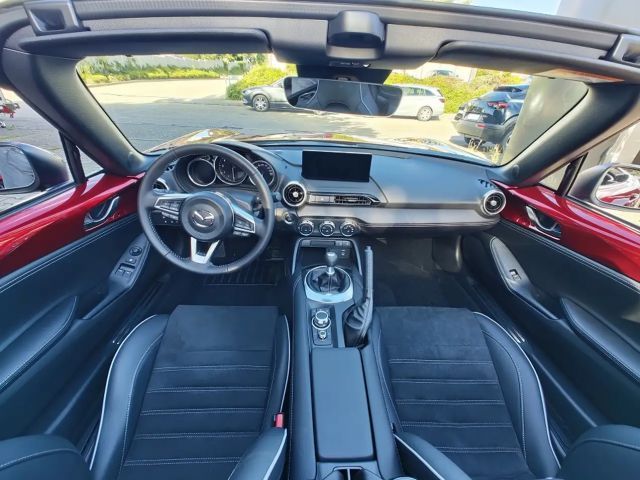 Mazda MX-5 Homura SkyActiv