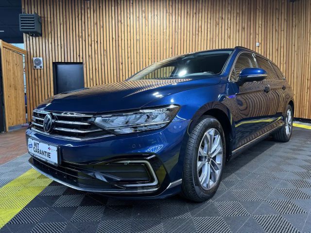 Volkswagen Passat DSG GTE Variant