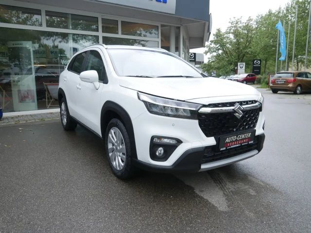 Suzuki S-Cross Hybrid