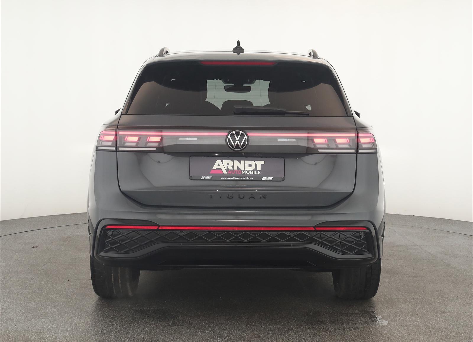 Volkswagen Tiguan 2.0 TSI DSG IQ.Drive R-Line