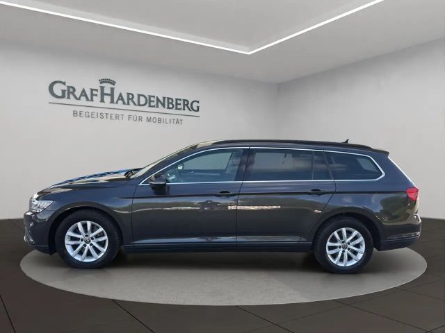 Volkswagen Passat 1.5 TSI Business DSG Variant