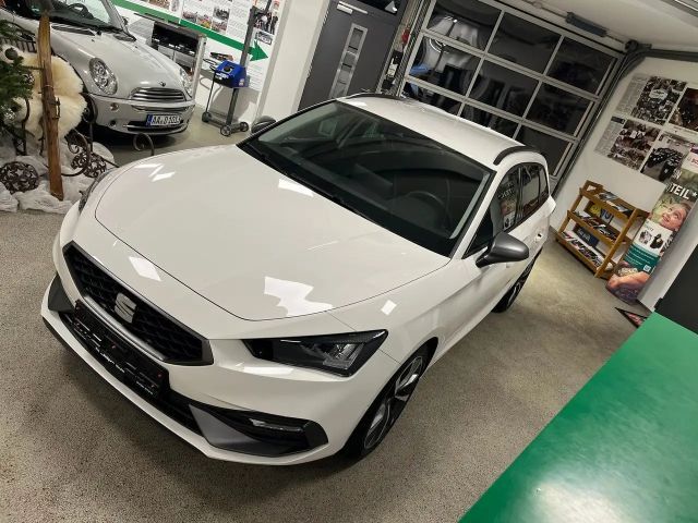 Seat Leon 1.5 eTSI DSG FR-lijn Sportstourer