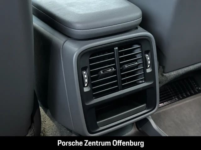 Porsche Taycan 4 Cross Turismo