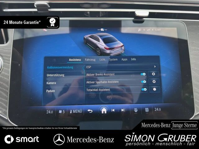 Mercedes-Benz E 220 AMG Line E 220 d Sedan