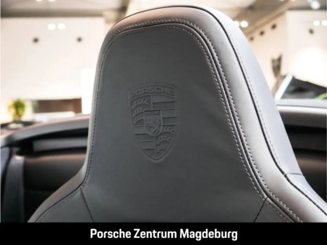 Porsche 992 Cabrio Carrera GTS