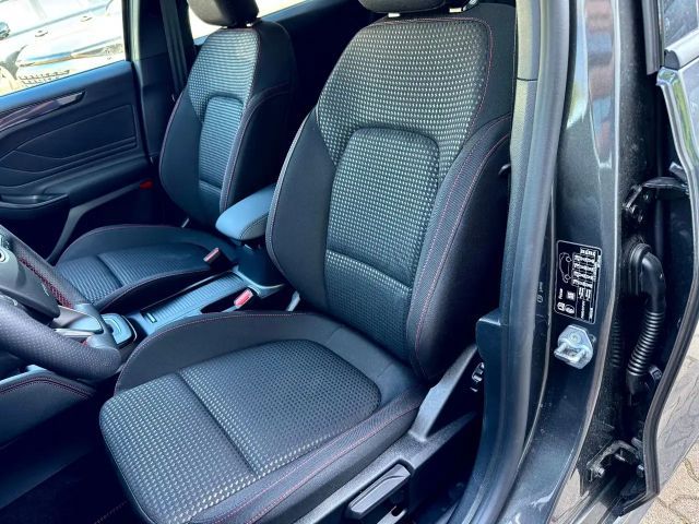 Ford Focus ST Line Wagon