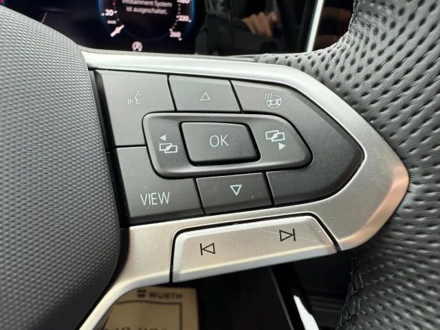 Volkswagen Golf DSG Sport Variant