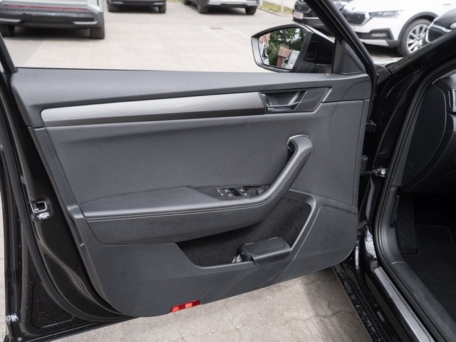 Skoda Superb 2.0 TDI Combi Style Style