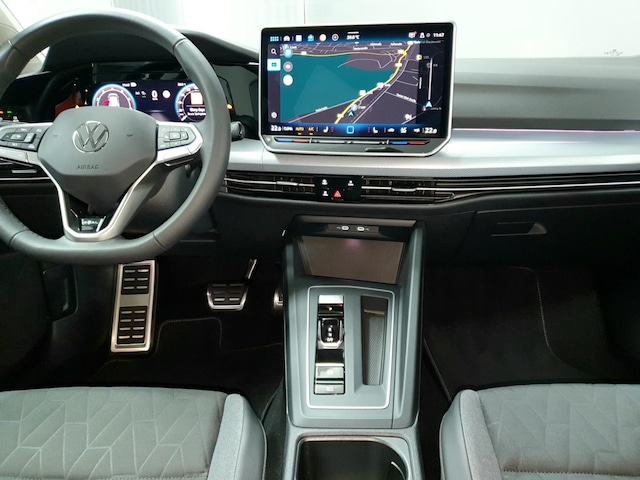 Volkswagen Golf 1.5 eTSI DSG