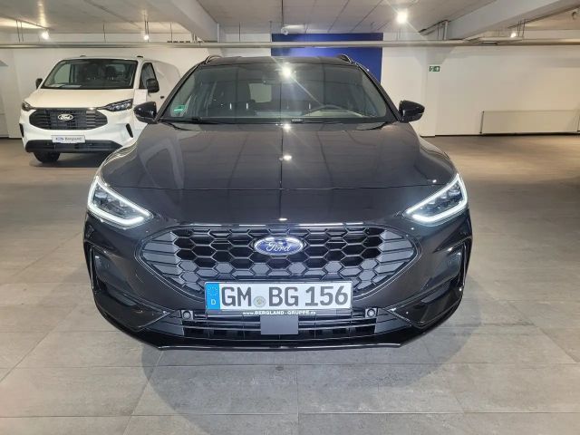 Ford Focus ST Line Wagon