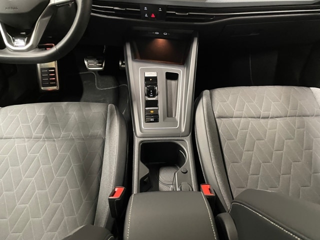 Volkswagen Golf 2.0 TDI DSG Golf VIII Variant