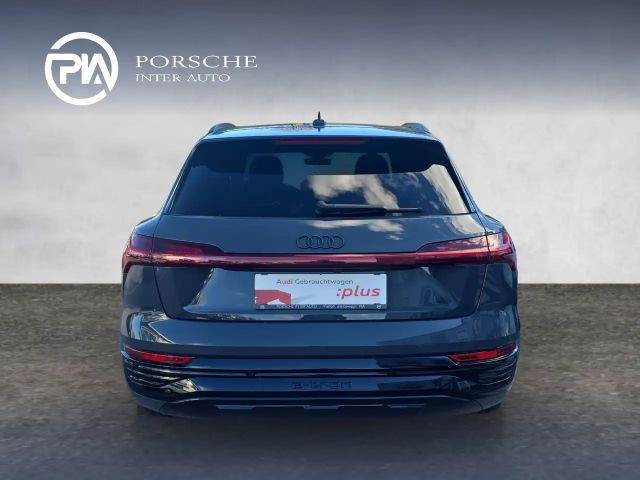 Audi Q8 e-tron 55 Business Quattro