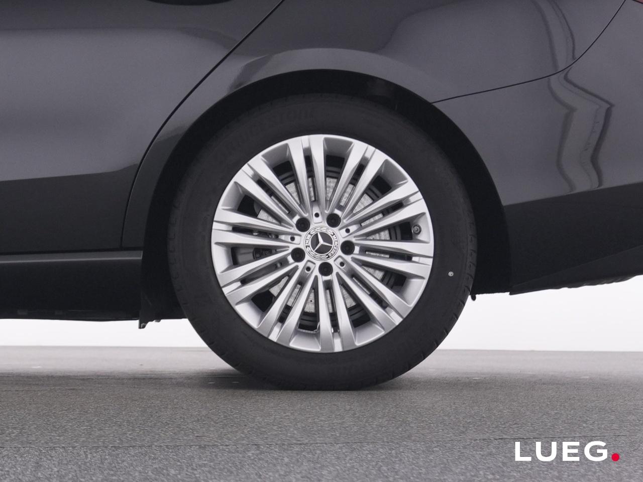 Mercedes-Benz C 200 AVANTGARDE Sedan