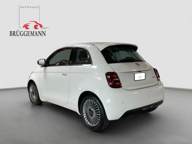 Fiat 500e + Komfort Paket, Style Paket