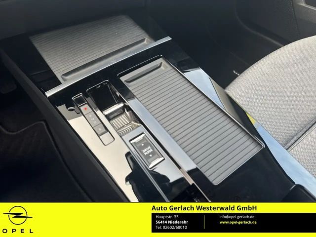 Opel Astra Elegance Hybrid Innovation