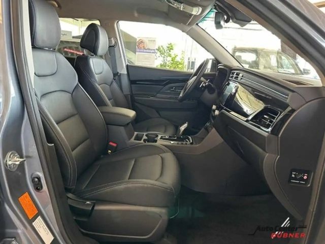 SsangYong Korando e motion Titanium