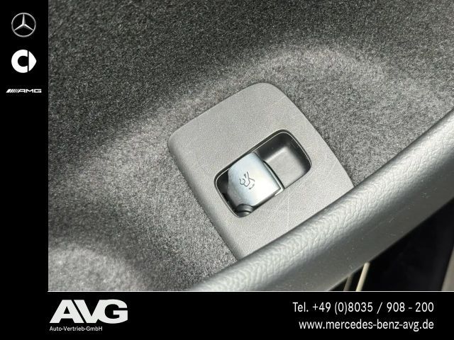 Mercedes-Benz E 200 AVANTGARDE Estate