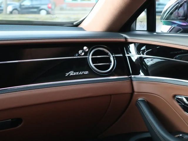 Bentley Flying Spur Hybrid V8