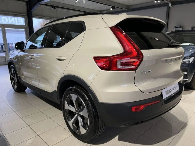 Volvo XC40 Dark Plus