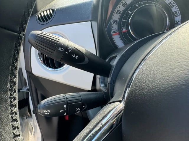 Fiat 500 1,0 Club, Klima,Temp, ZV m. FFB, ESP, DAB