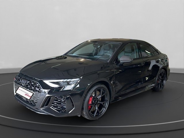 Audi RS3 Quattro S-Tronic Sedan