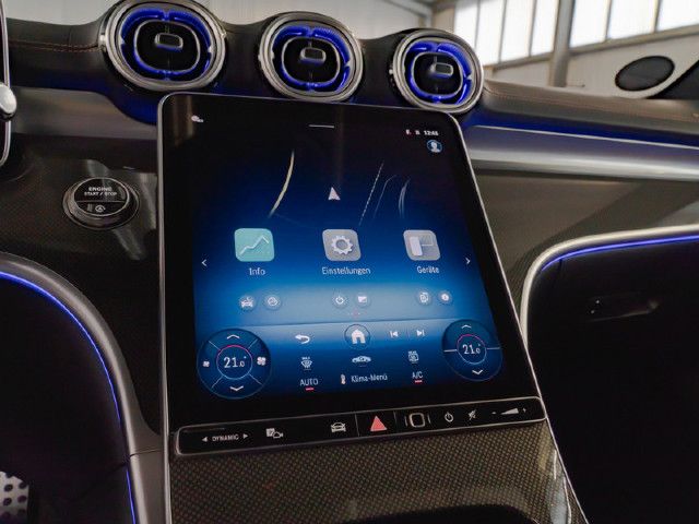 Mercedes-Benz C 200 AMG Line Sedan