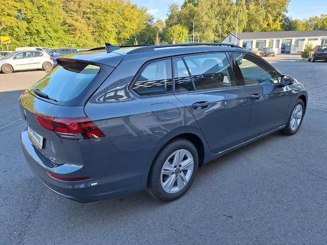 Volkswagen Golf Life Variant