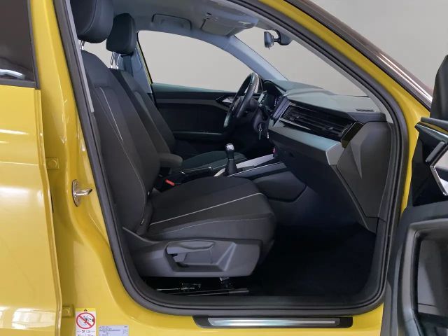 Audi A1 Citycarver 25 TFSI