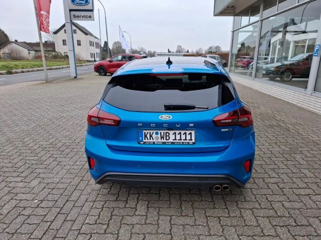 Ford Focus EcoBoost ST Line