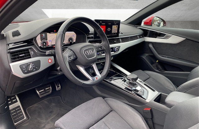 Audi A4 40 TFSI Avant S-Line S-Tronic