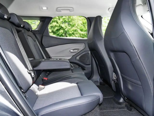 Ford Explorer Extended range