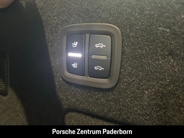 Porsche Cayenne Sportabgasanlage Panorama LED-Matrix