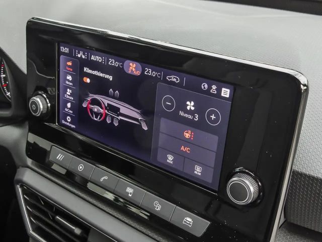 Seat Leon 1.5 eTSI DSG Sportstourer Style