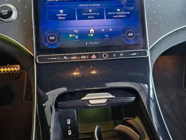 Mercedes-Benz EQE 350 AMG Line Sedan