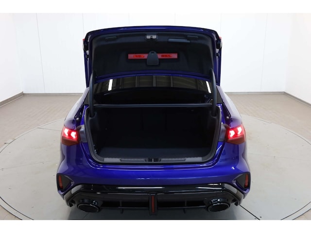 Audi RS3 Quattro S-Tronic Sedan