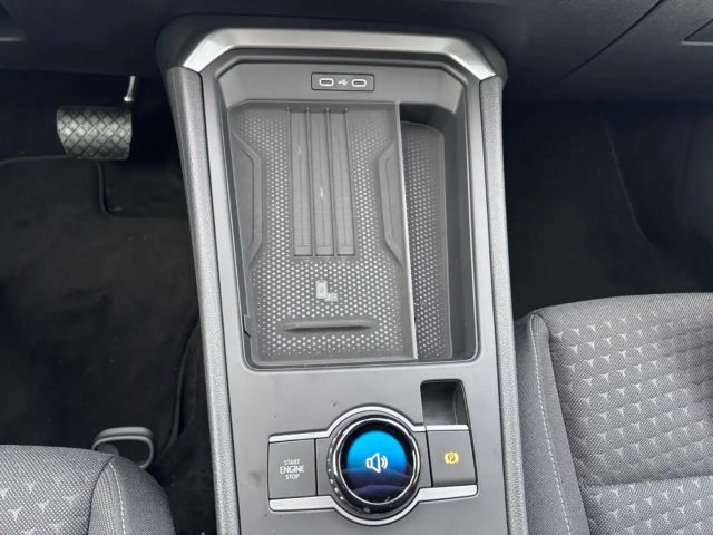 Volkswagen T-Roc 1.5 eTSI DSG Life