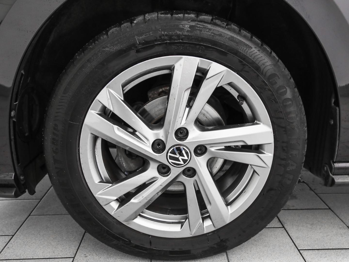 Volkswagen Polo 1.0 TSI DSG R-Line