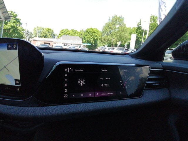 Audi A6 Avant Quattro S-Tronic